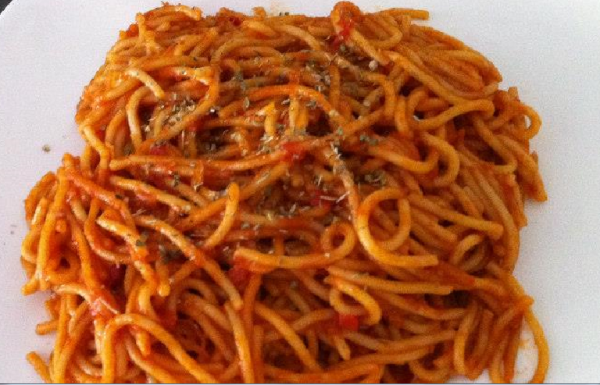 ספגטי ברוטב עגבניות מטריף של פנינה